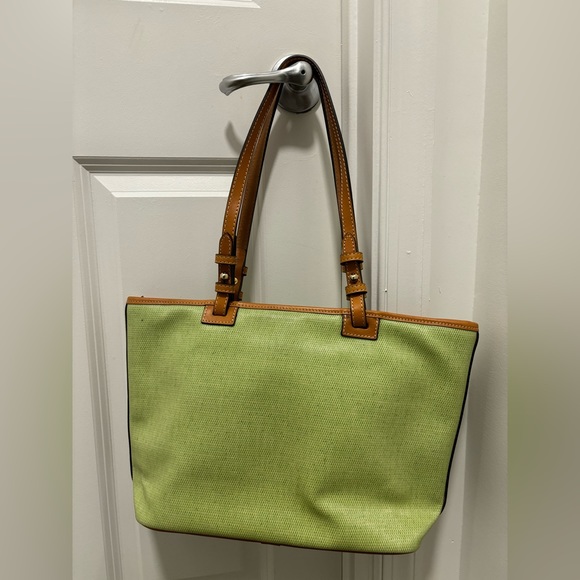 Dooney & Bourke Green Leather Shoulder Bag - Picture 2 of 3